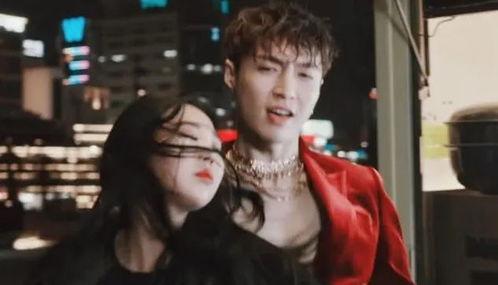 男女主娱乐圈吃瓜的小说,瓜田里的甜蜜邂逅